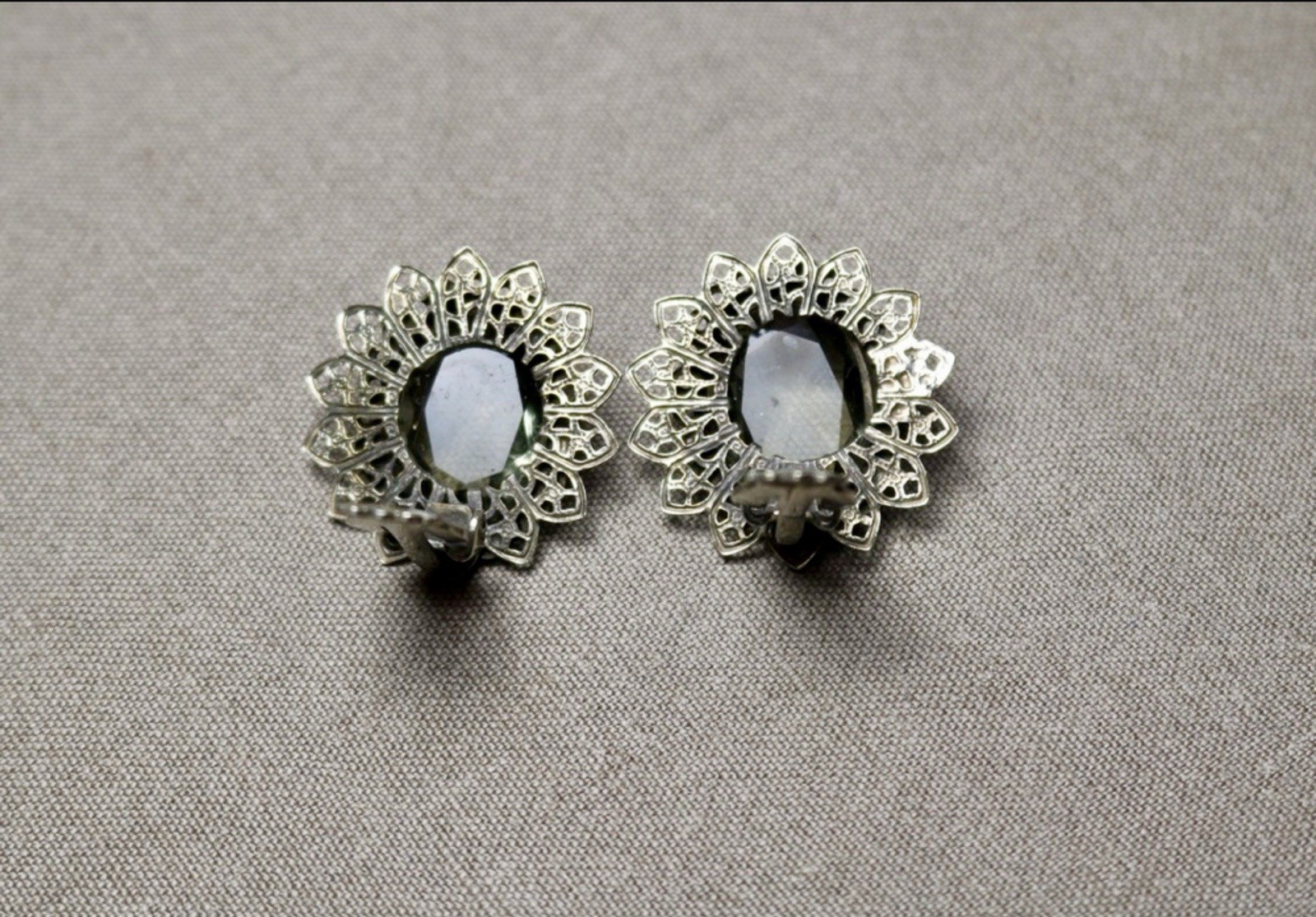 Vintage Jewelry La Roco Silver Tone Rhinestone Clip On Earrings