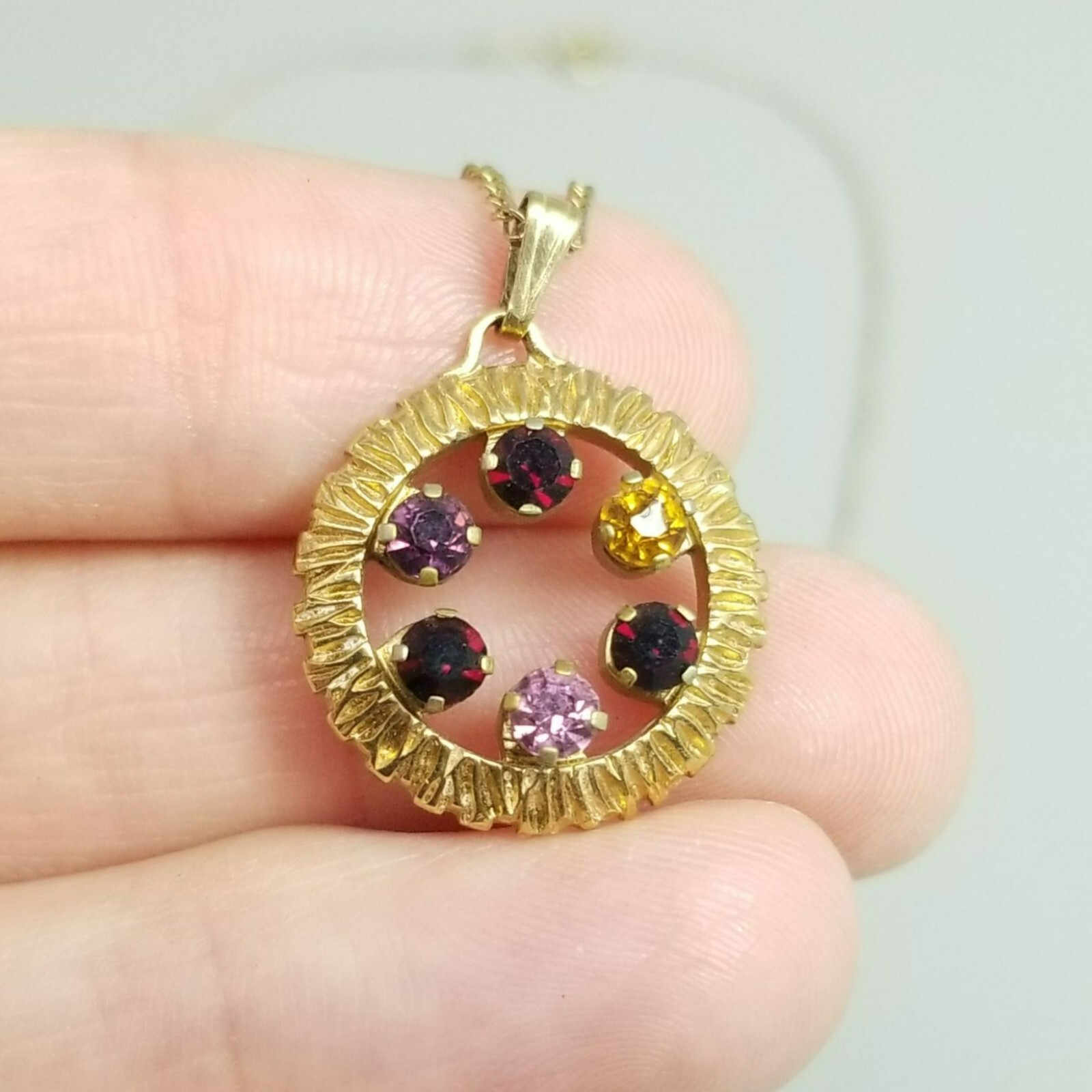 Vintage Anson Red Purple Pink Rhinestone Round Circle Pendant Necklace, 18 Inch