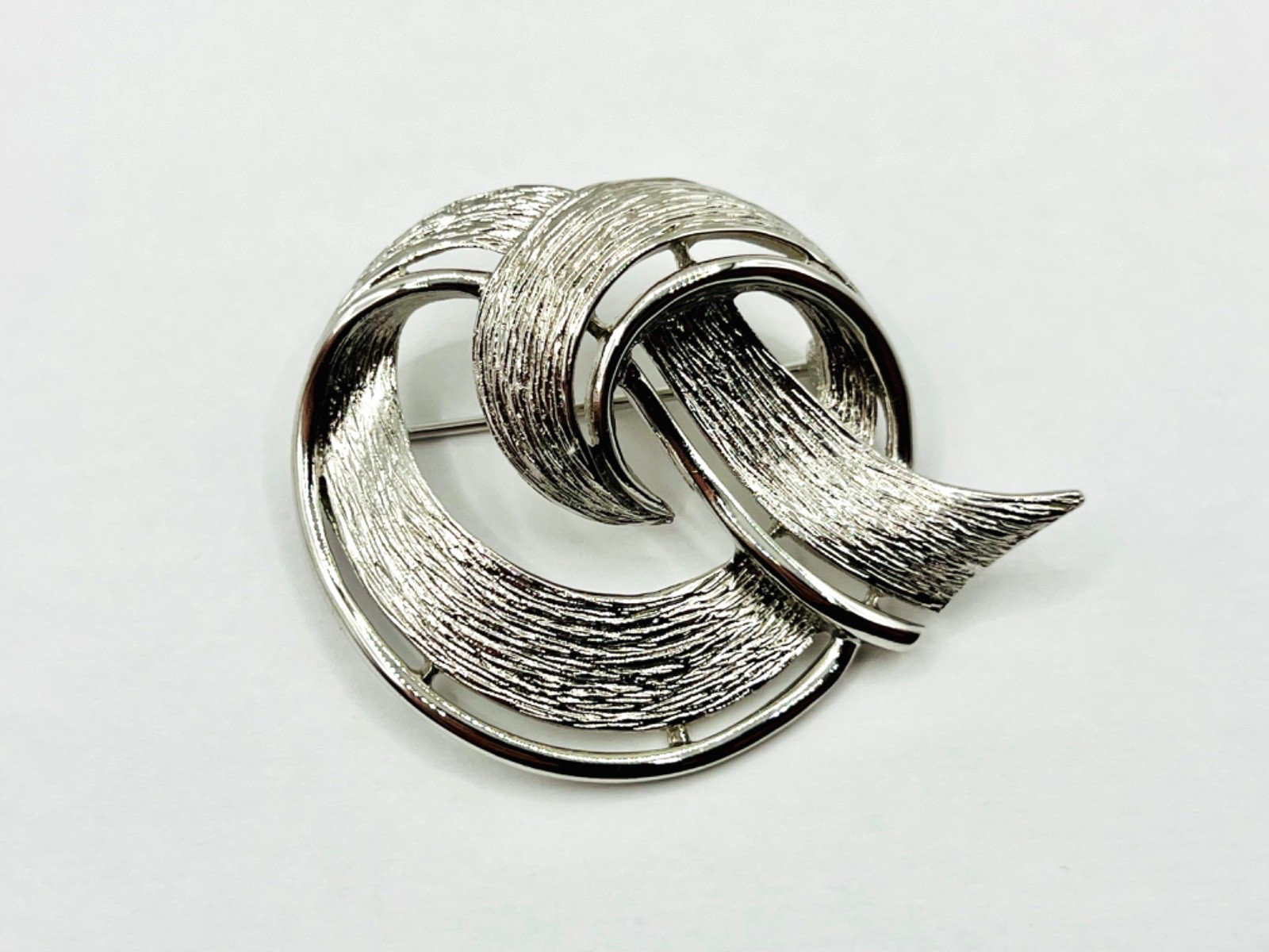 Vintage Silver Tone Abstract Ribbon Swirl Brooch