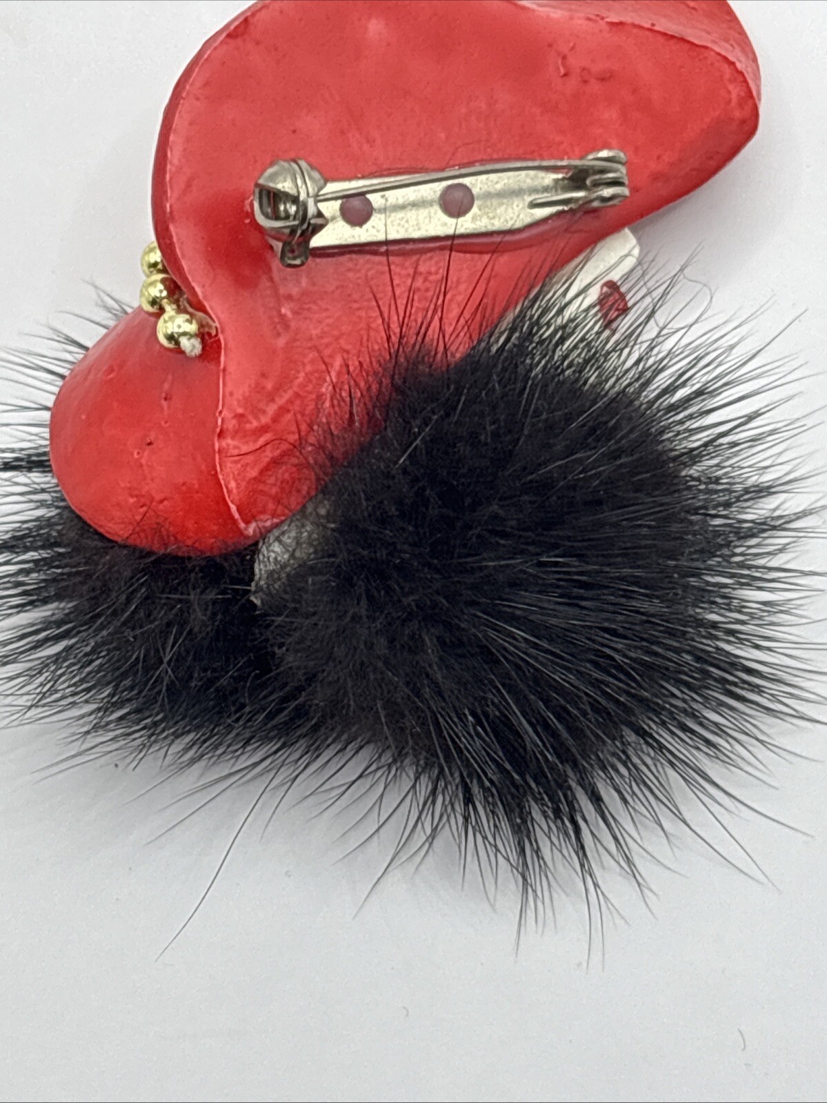 VTG Flapper Pin Brooch Deco Lady Red Gold Hat Fur Collar Hand Ptd Ceramic Gift
