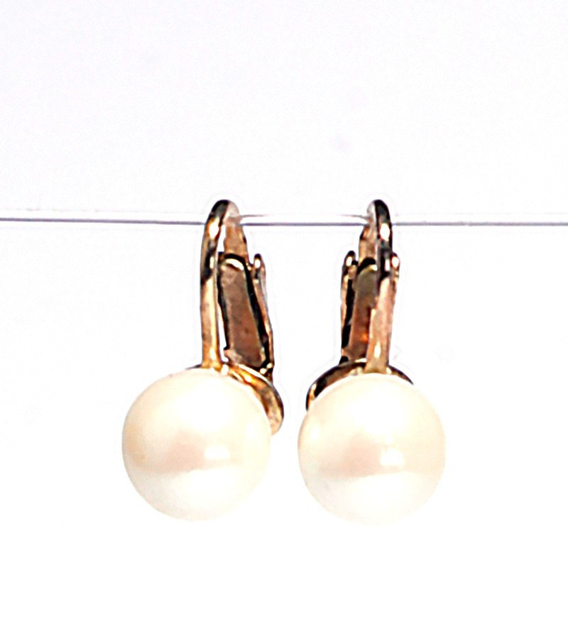 Vintage large Cultured Pearl Earings gold tone clip-on clasps, 1cm pearl