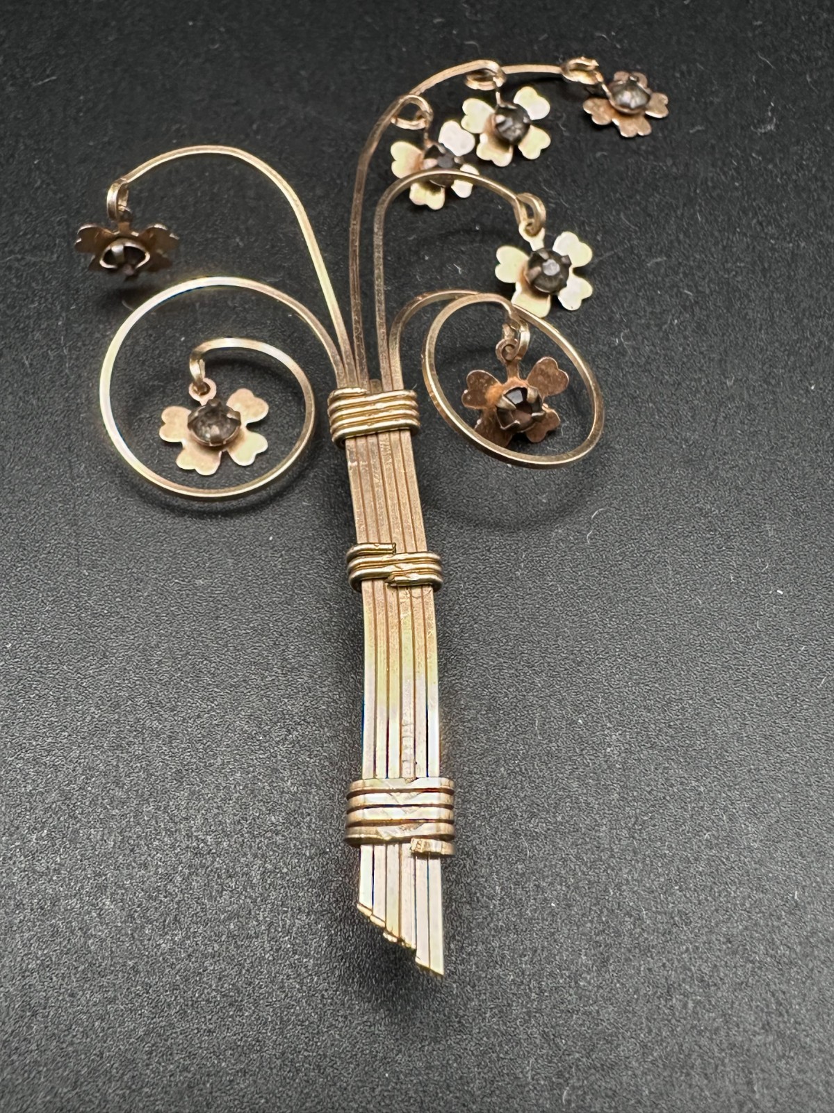 Vintage Gold‑Tone Floral Bouquet Brooch • Wirework Stems & Stone Centers