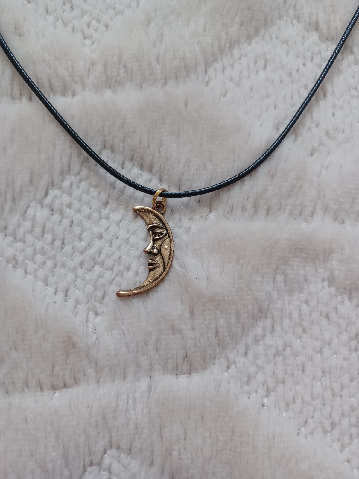 Vintage Gold Tone Moon Face Clestial Pendant Cord Necklace 90s Y2k 2000s Style