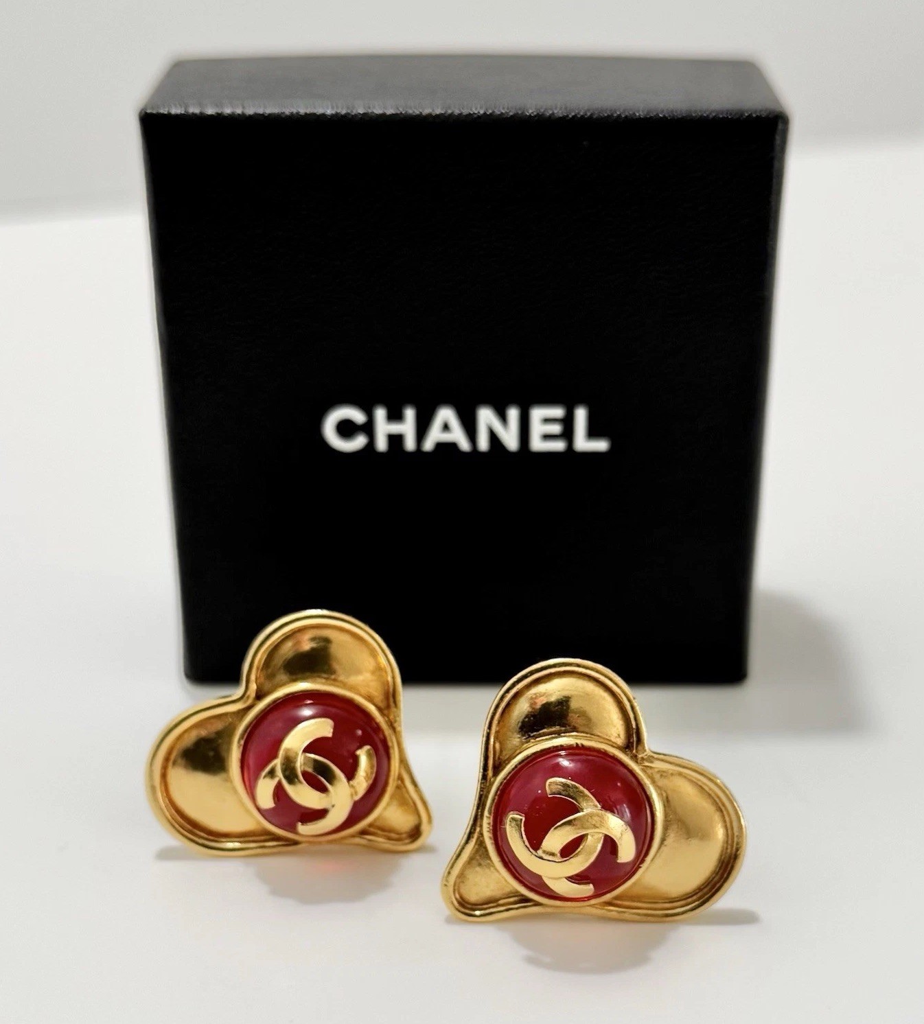 Chanel Heart 95P Gold Red CC Runway Vintage Rare Color Earrings Coco Mark 1995