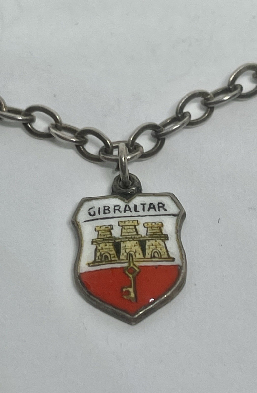 Vintage MCM GIBRALTAR Travel Souvenir 5 Shield Sterling Charm Bracelet 7 1/4”