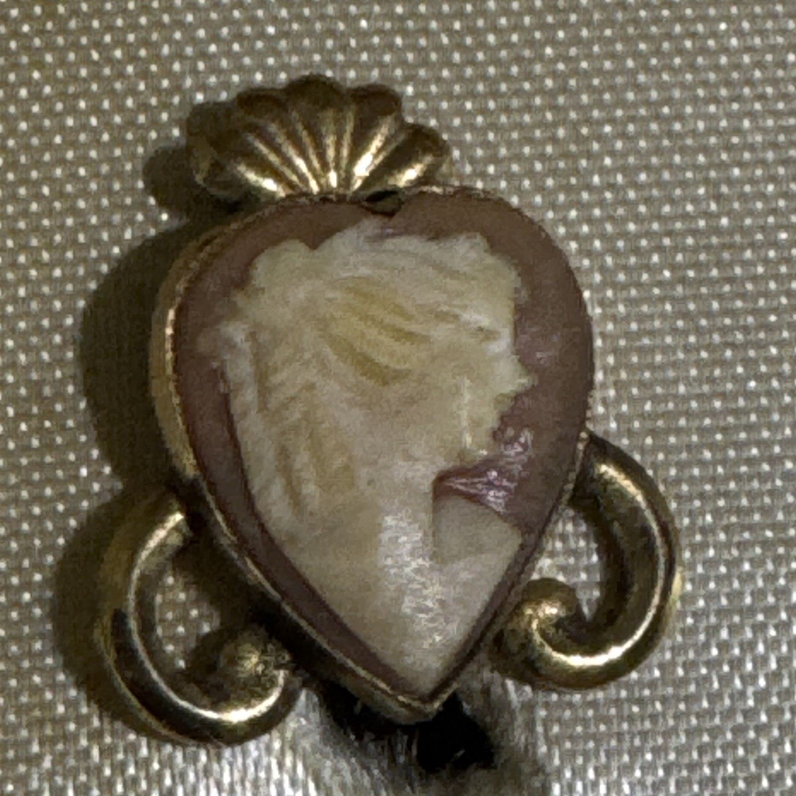Vintage Hand Carved Cameo Brooch & Earrings Set 12K Gold Filled