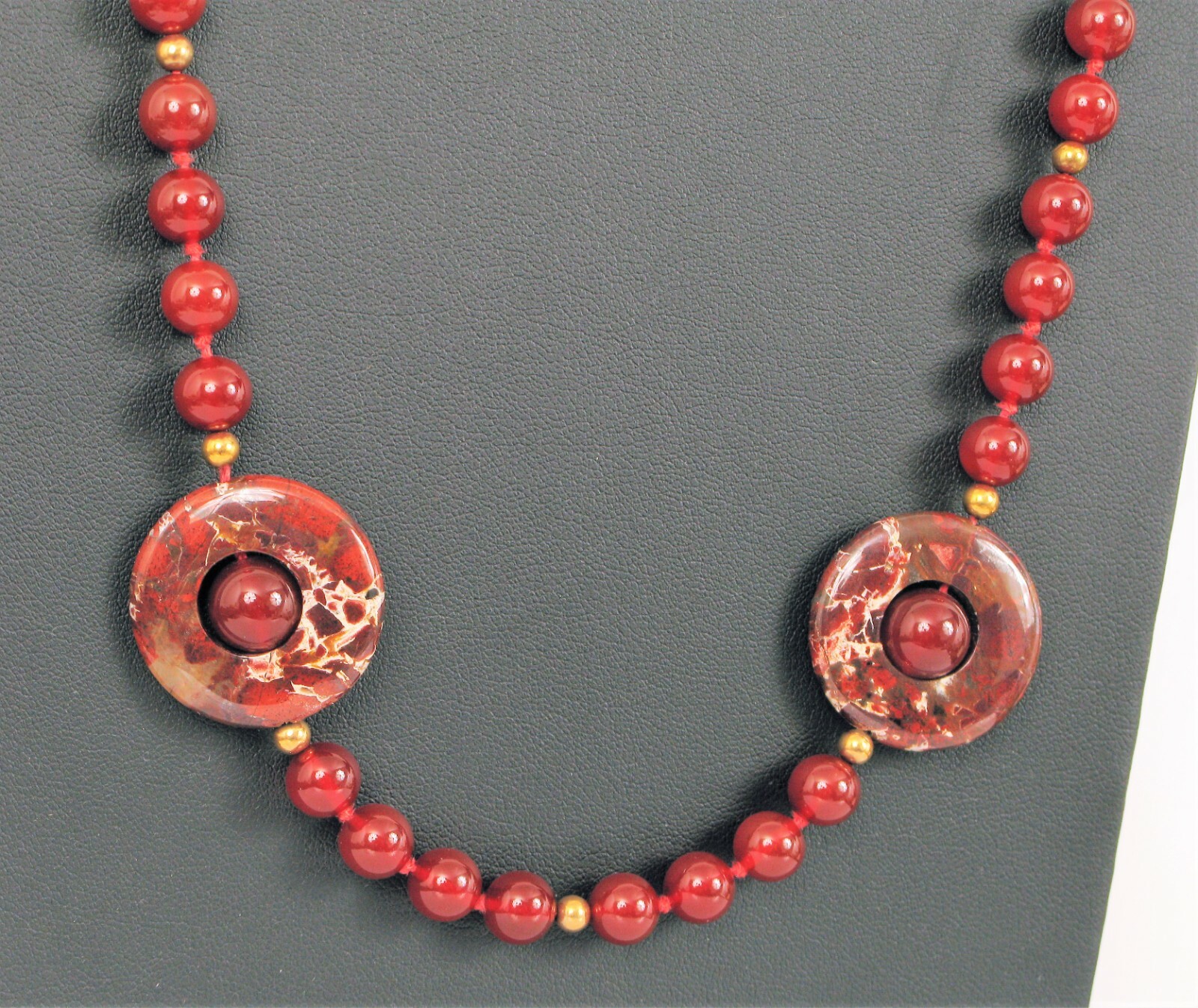 VINTAGE BEAUTIFUL 14K YELLOW GOLD BEAD 34″ LONG NICE RED STONE NECKLACE 76 GRAMS