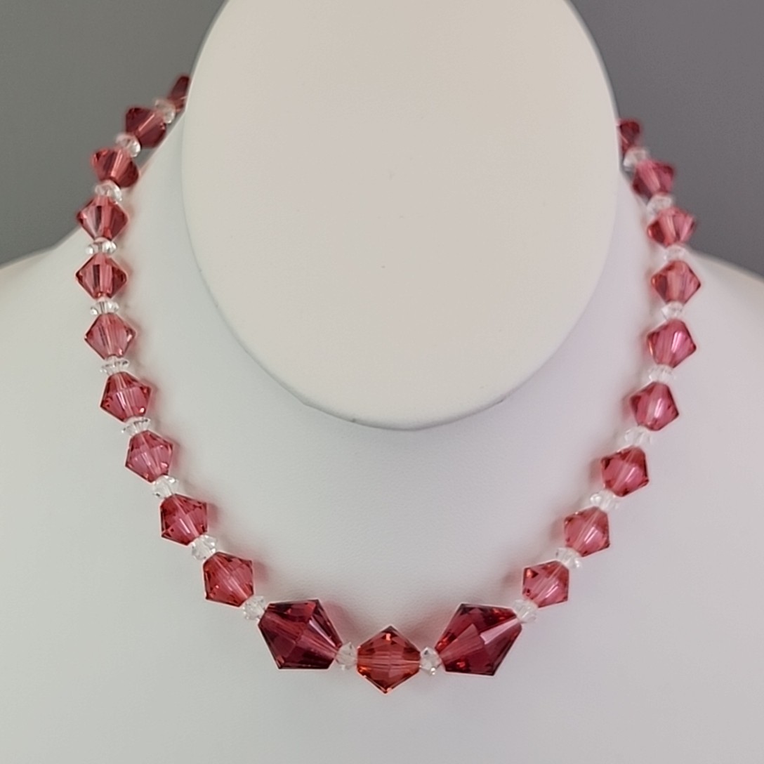 Vintage Glass Beaded Necklace Pink Bicone Graduated Short Choker 14″