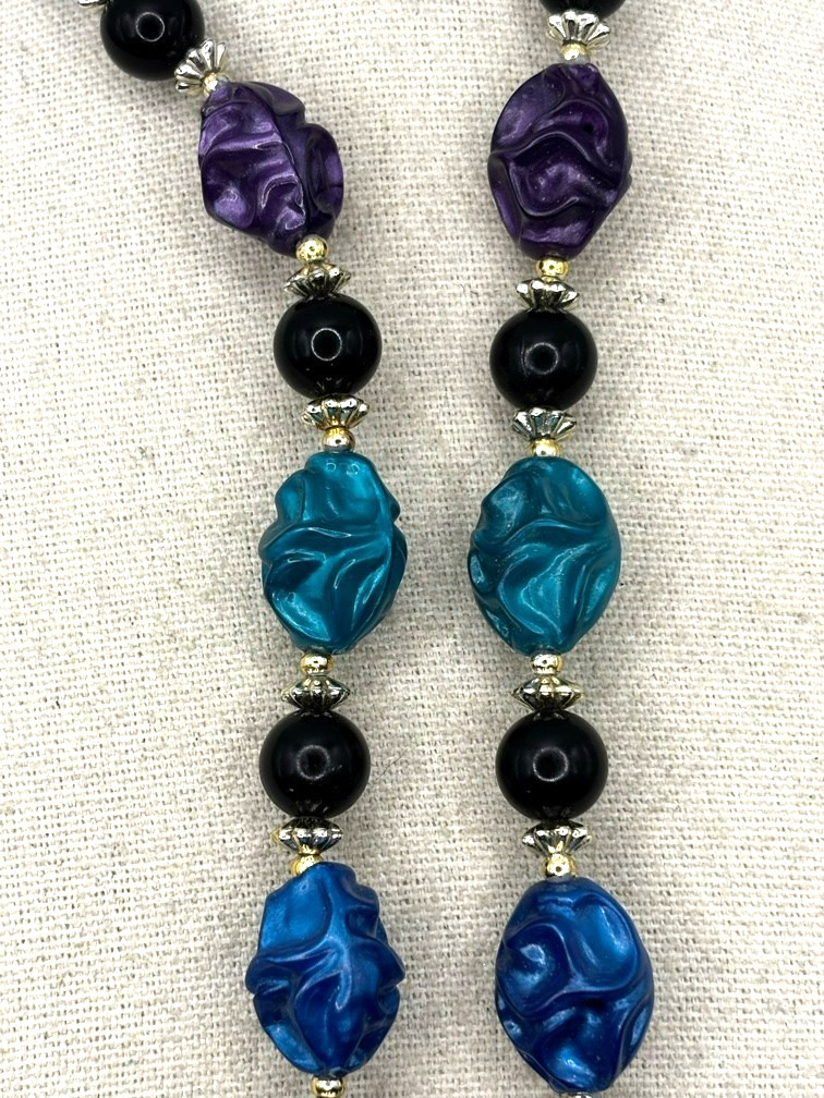 Vintage Purple Teal Blue Black And Silver Tone Crinkled Bead Necklace 24 Inch