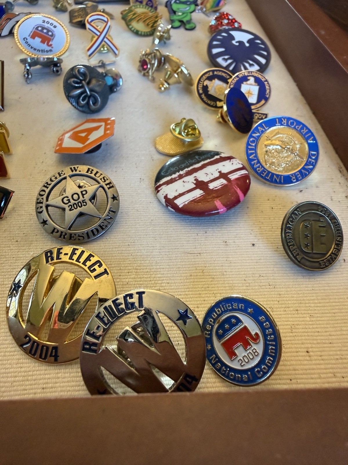 Huge Vintage Men’s Accessories Pins Memorabilia Cuff links Sports Political Tie