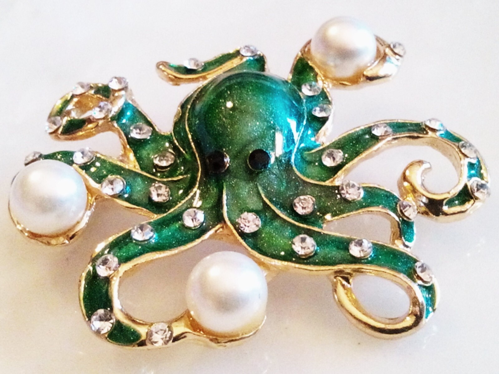 ENAMELED OCTOPUS BROOCH/PENDANT!Green Enameled, Clear Crystals, Imitation Pearls