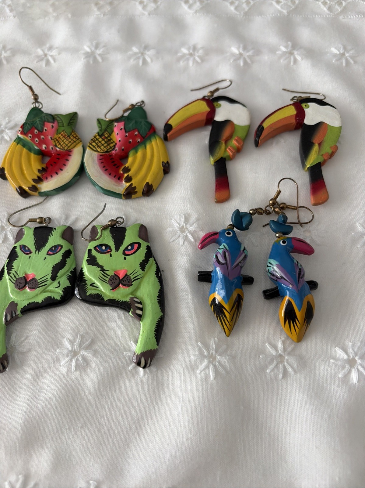 Retro Vintage Parrot And Cat Pierced Dangle Earrings