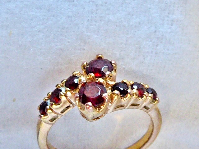 VINTAGE STERLING SILVER GOLD VERMEIL FACETED GARNET CLUSTER RING SIZE 7.5 RING
