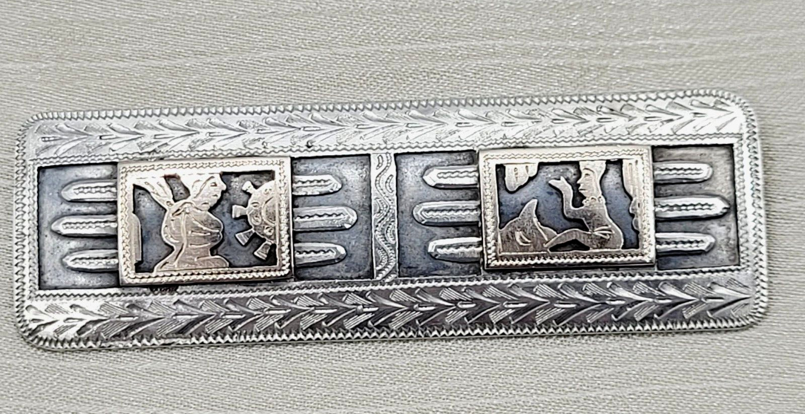 Guatemala Maya Mayan Relief Image Long Silver & Copper Tone Vintage Brooch Pin