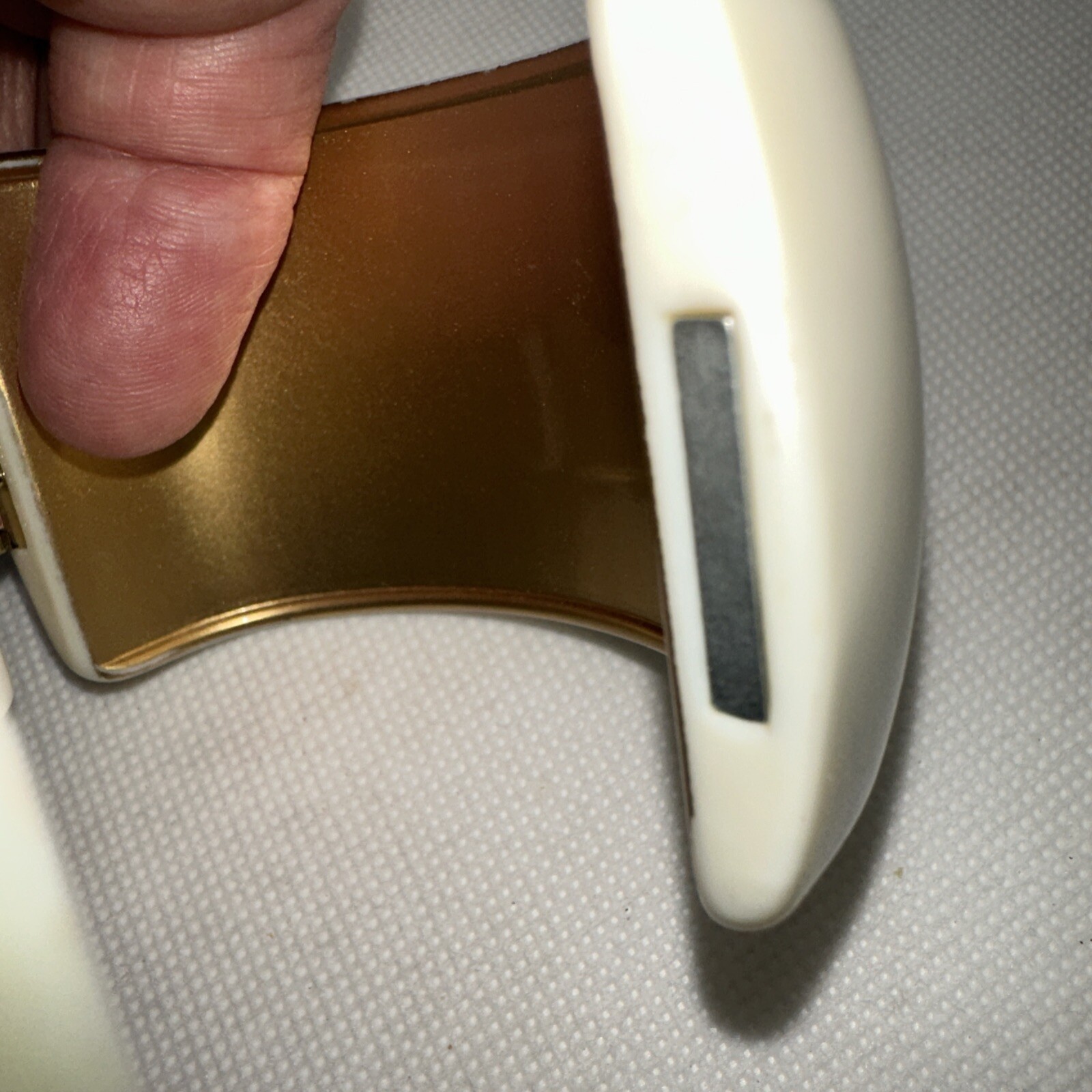 VTG White Hindge Bracelet Has A Honeybee Inside Snap Magnetic Closure