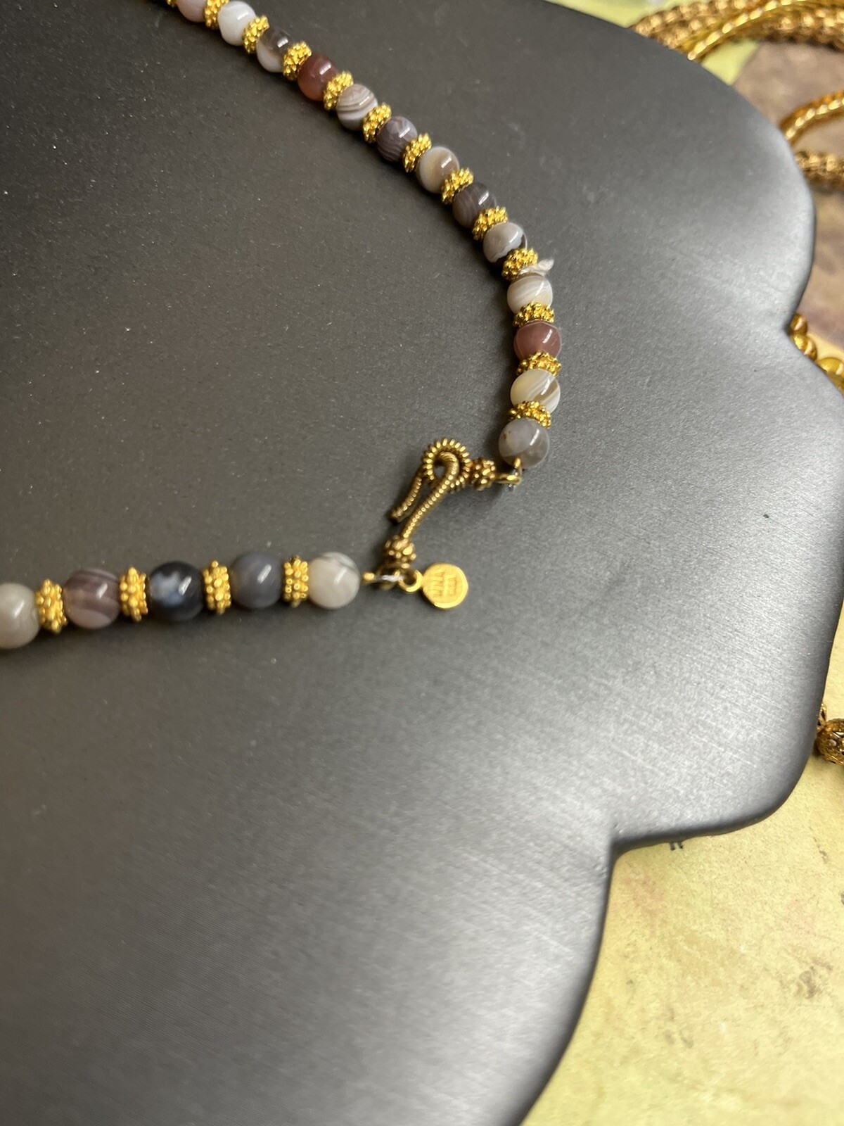 Metropolitan Museum Of Art Hellenistic Banded Agate Necklace Jewelry Beaded Gold