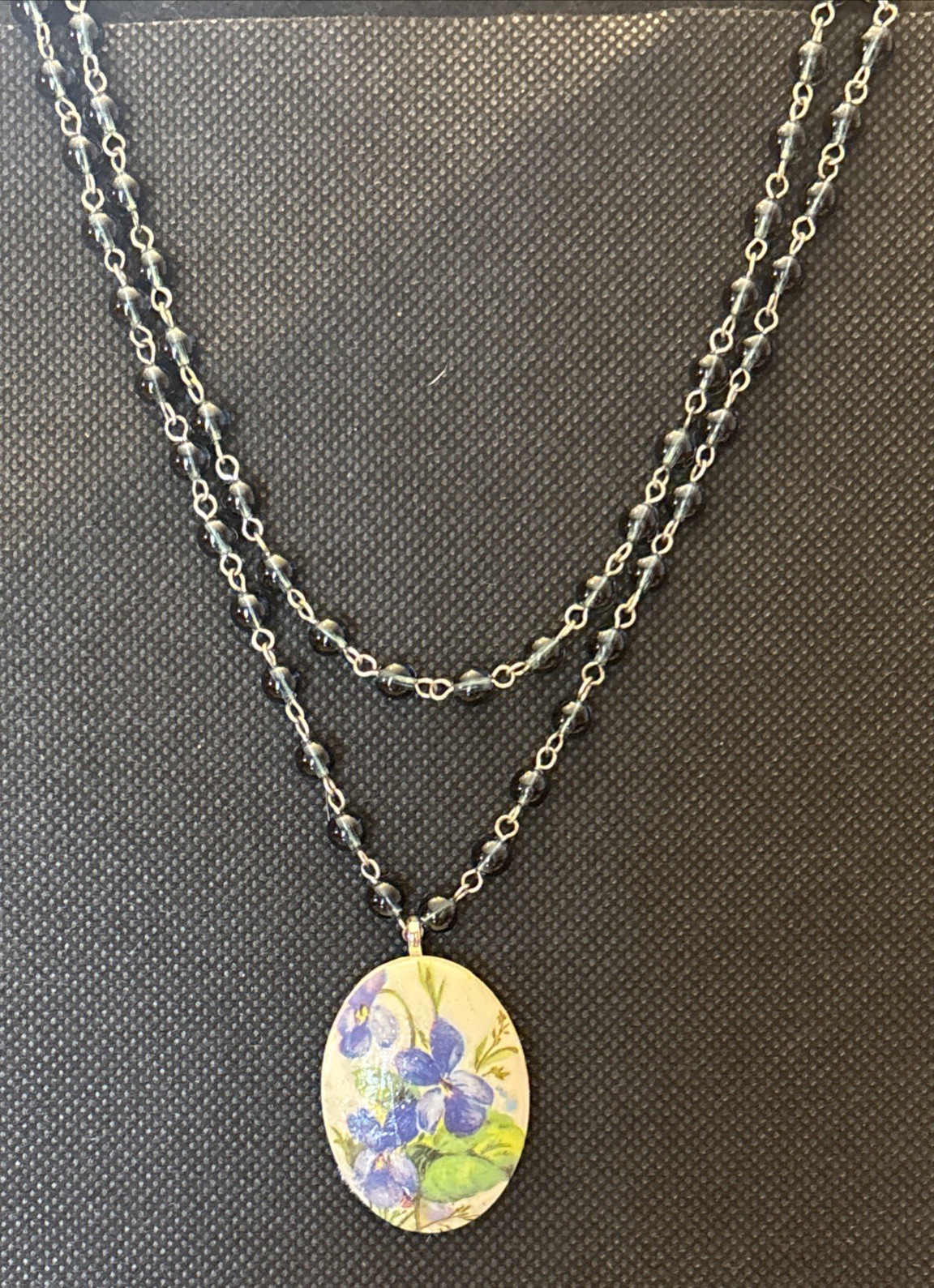 Vintage Violet Flower Decoupage Pendant Necklace Blue Beaded Cottagecore 16”