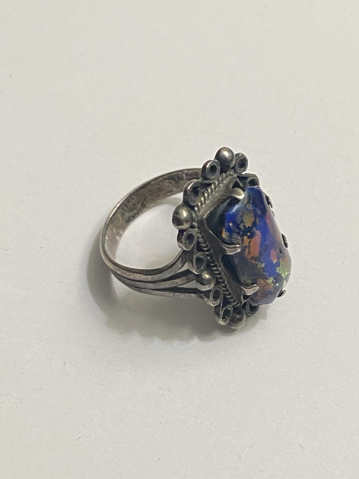 Vintage Mexico, Sterling and Foil Art Glass Ring Ladies Size 7 Blue And Amber