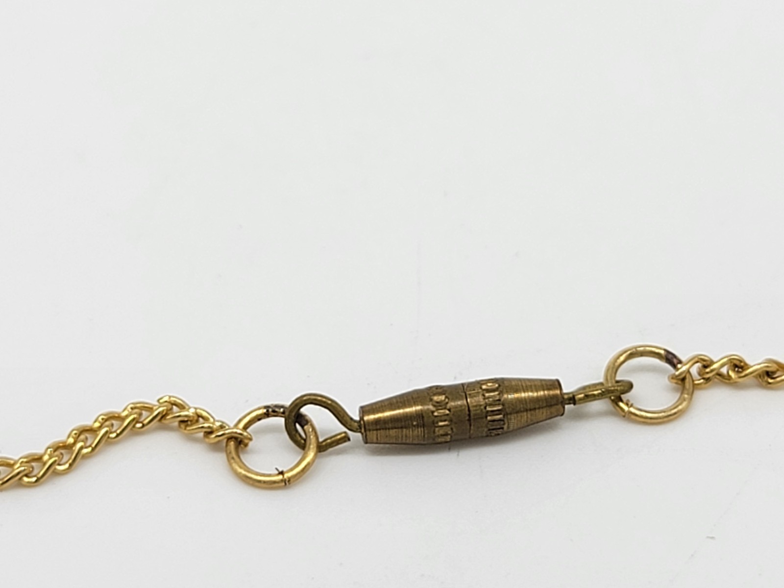 Gold Tone 23.5″ Thin Curb Link Chain Necklace Delicate Minimalist Barrel Clasp