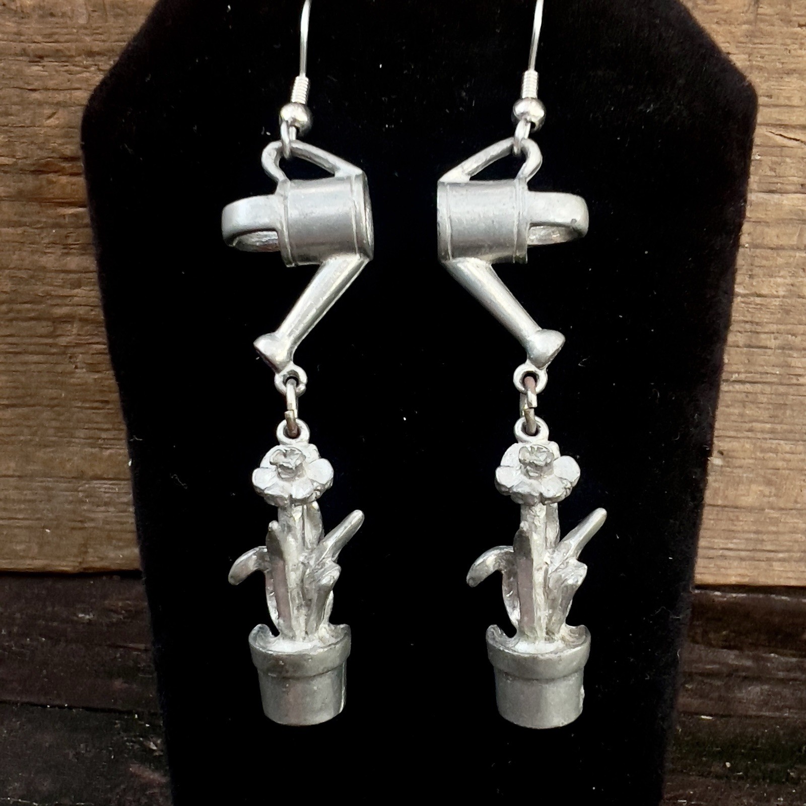 Vintage JIM CLIFT Pewter Link Dangle Earrings Gardening Watering Can Flowers