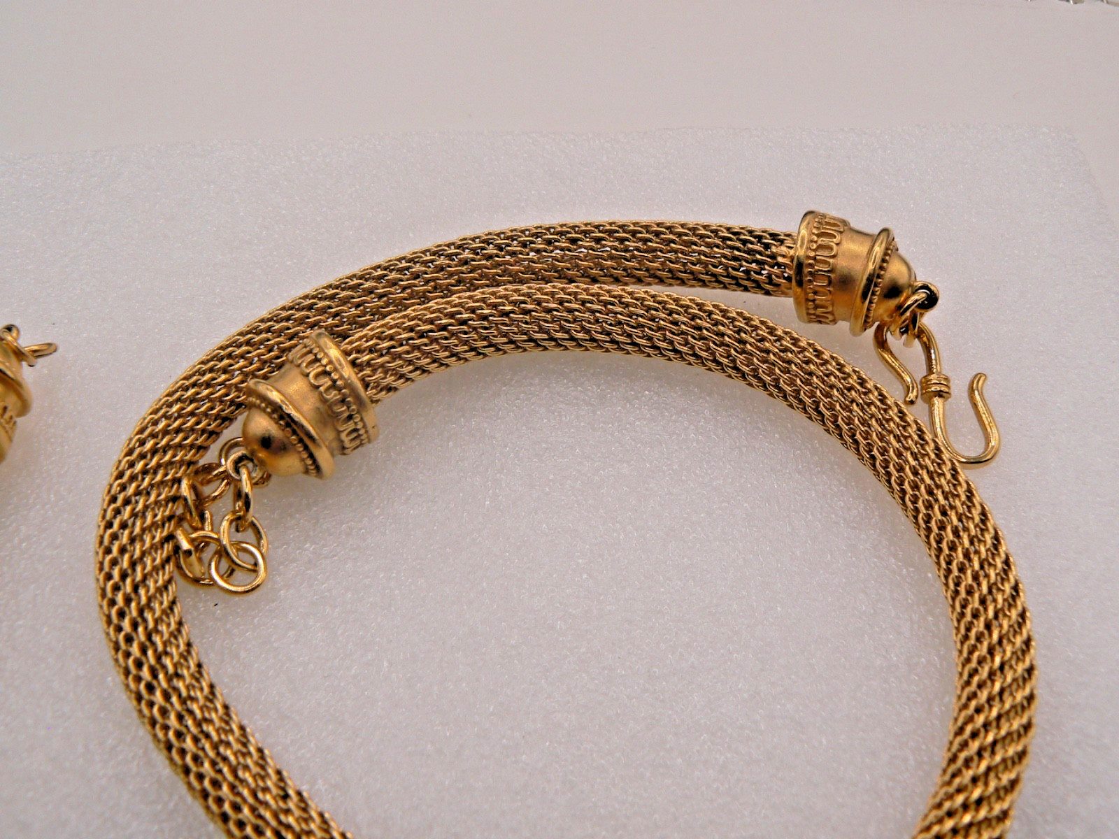 VTG Monet Gold Toned Meshed Chain Necklace with Matching Complementary 17” Neckl