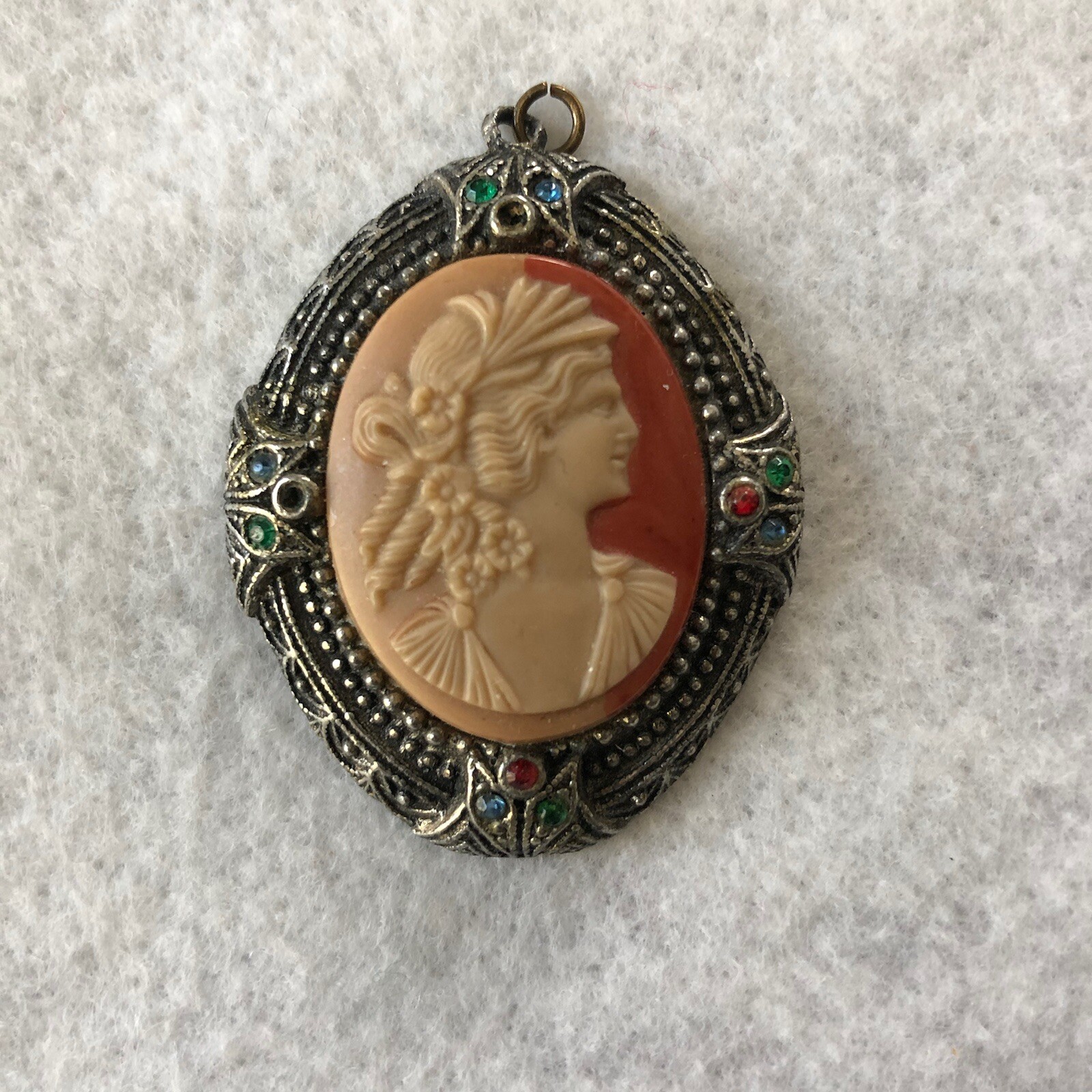 Cameo Pendant New England Glass Works 1930’s