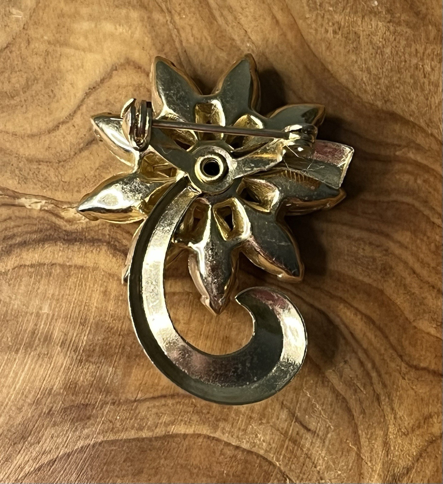 Vintage Yellow Flower Brooch Black Center Gold Tone Retro Daisy Pin 1.5”