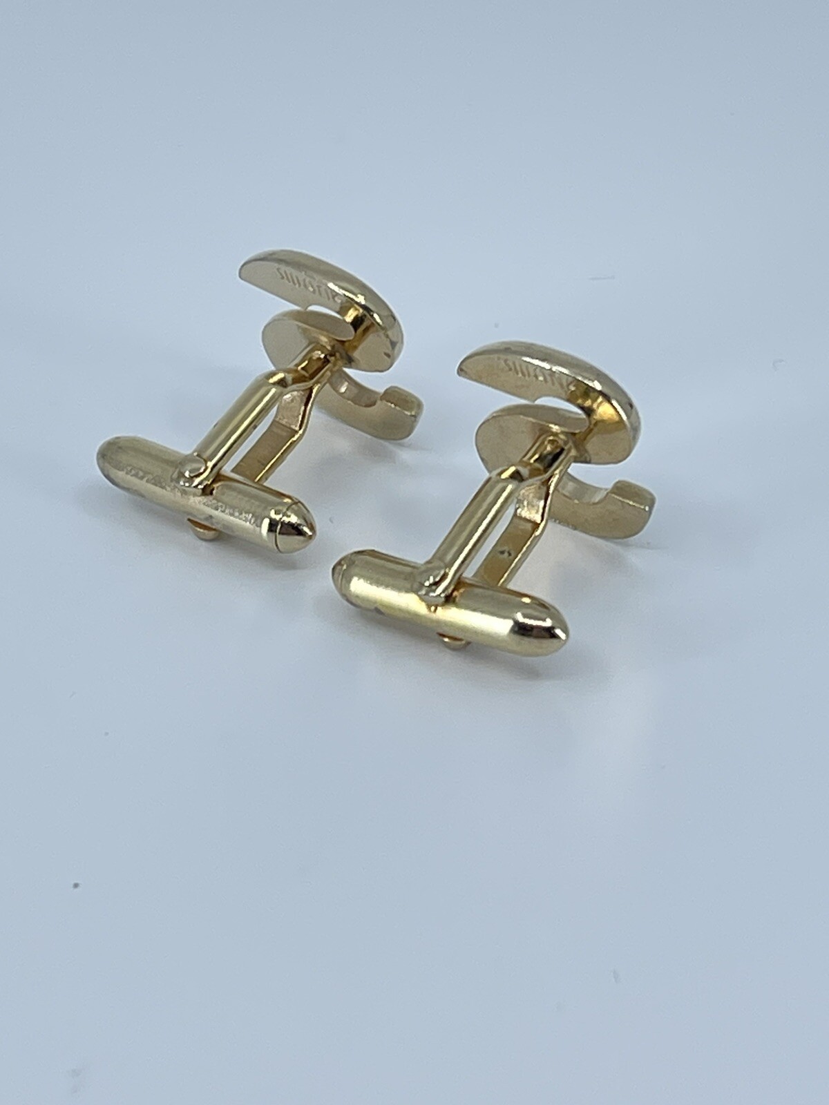 Vintage Swank cufflinks and tie clip monogram beveled S gold tone bullet backs