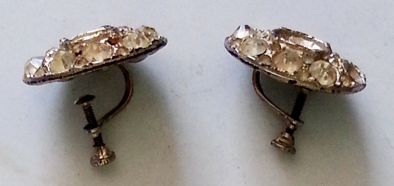 Vintage Stone Set Antique EARINGS from 1930’s 1940’s 1950’s – screw in clip