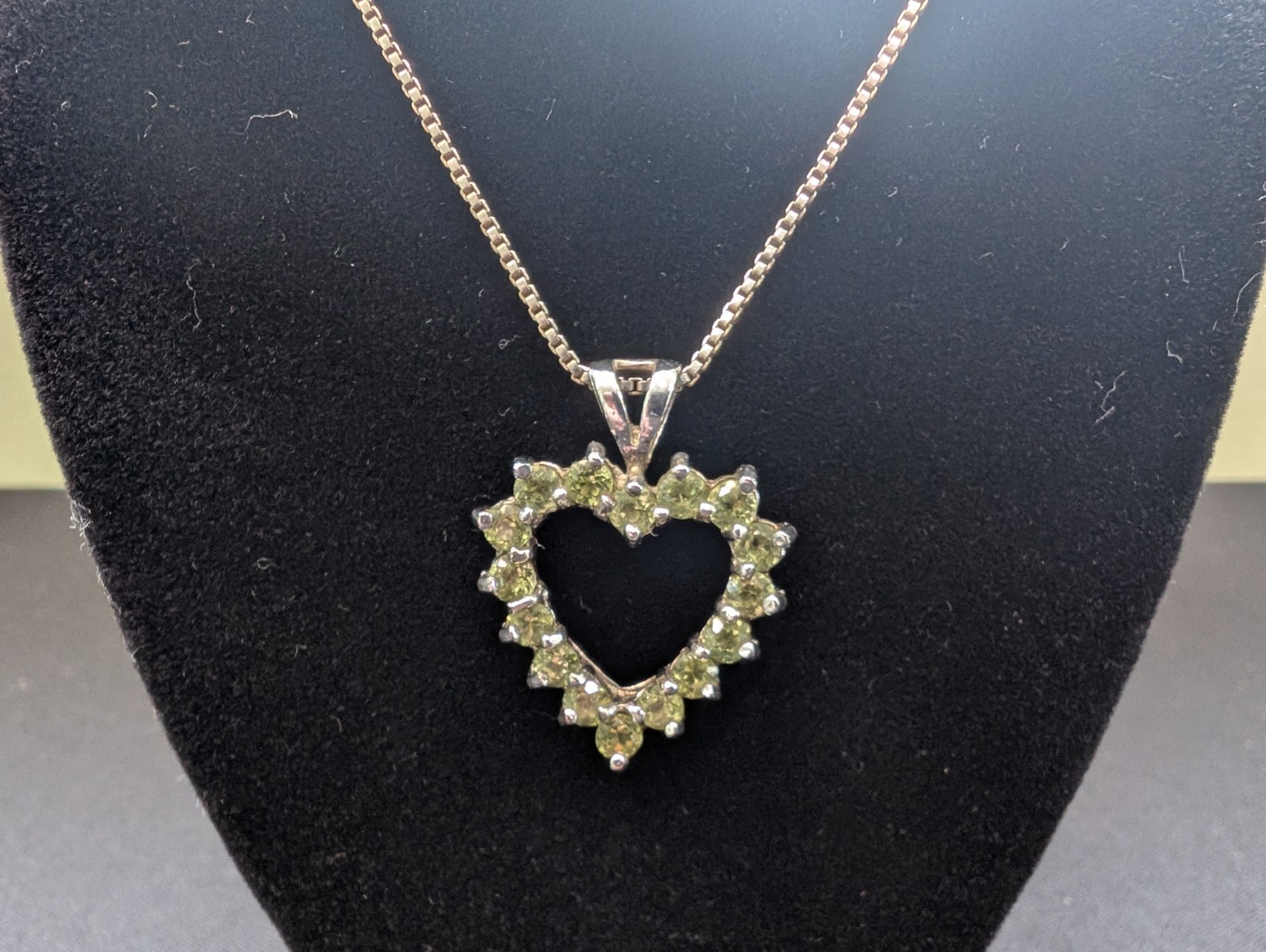 Vintage DBJ Design Sterling Silver Green Peridot Heart Necklace Italy SS Chain