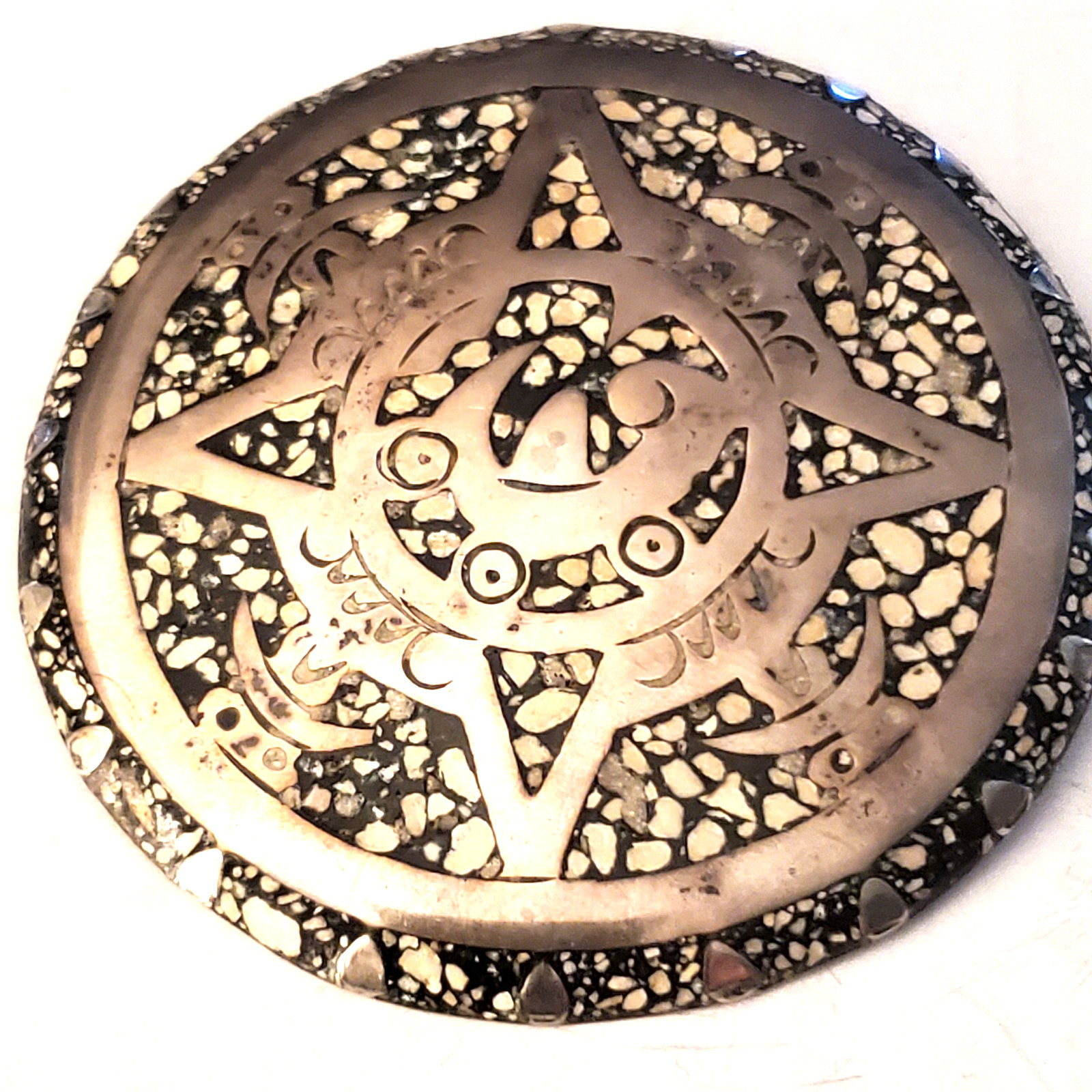 Sterling Silver Pin/Pendant Large 2 1/4″ Mexico Aztec Style with Chip Inlay 22 g