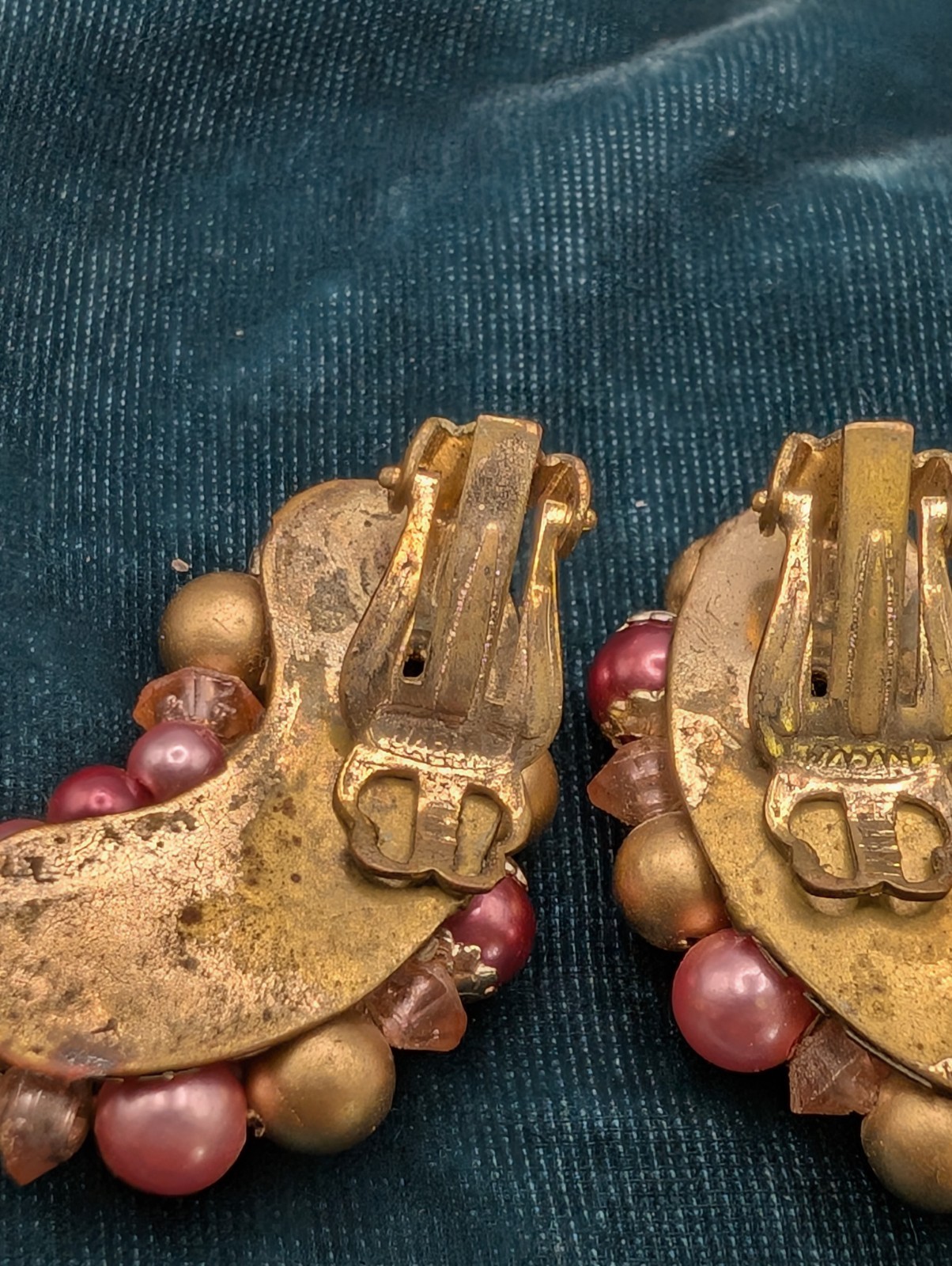 Made in Japan Vintage Jewelry Set Pink & Pearl & Gold Necklace & Earrings