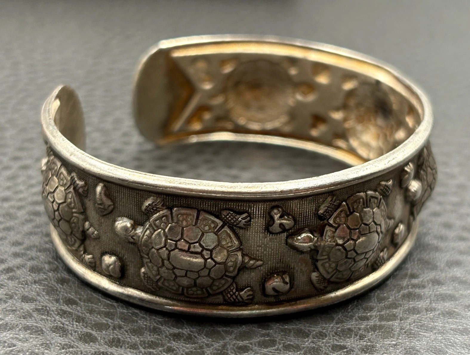 Vintage Sea Turtle Boho Cuff Bracelet Ethnic Silver Tone Bangle 7.25”
