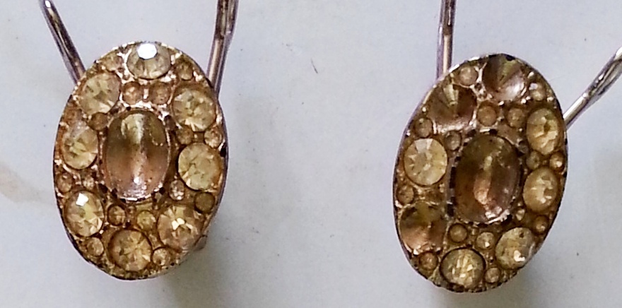 Vintage Stone Set Antique EARINGS from 1930’s 1940’s 1950’s – screw in clip
