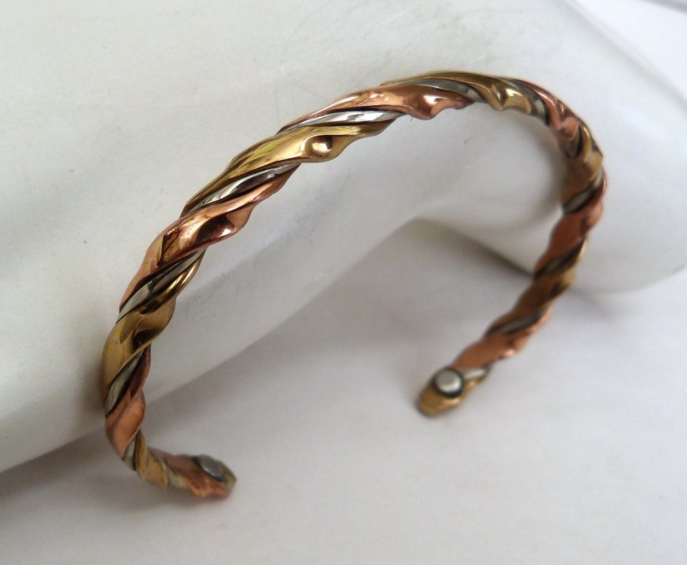 VINTAGE SERGIO LUB WOVEN COPPER BRASS SILVER MAGNETIC CUFF BRACELET