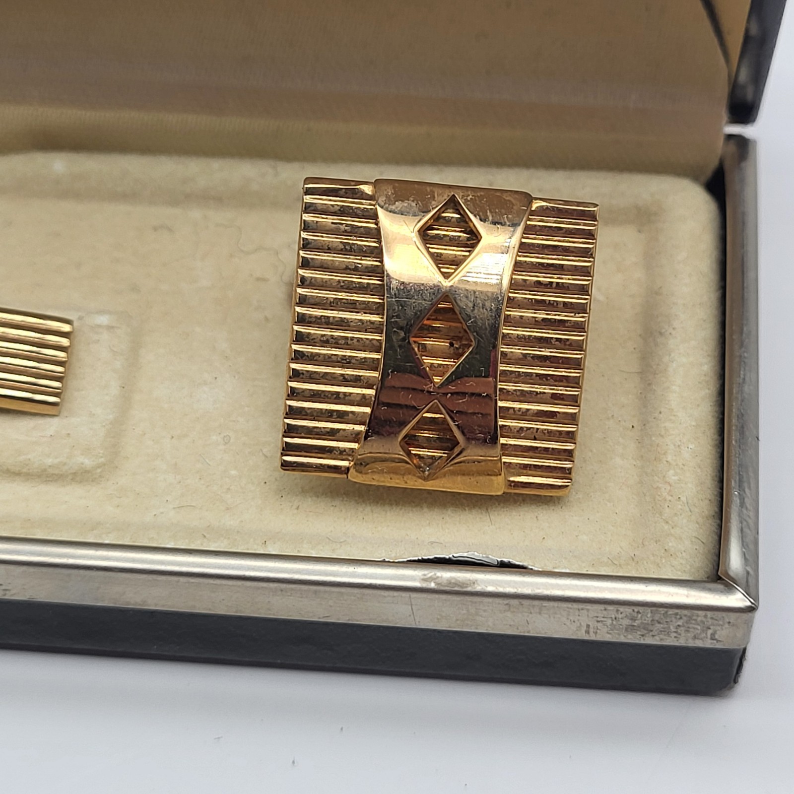 Vintage Swank Cufflinks & Tie Bar in box goldtone geometric