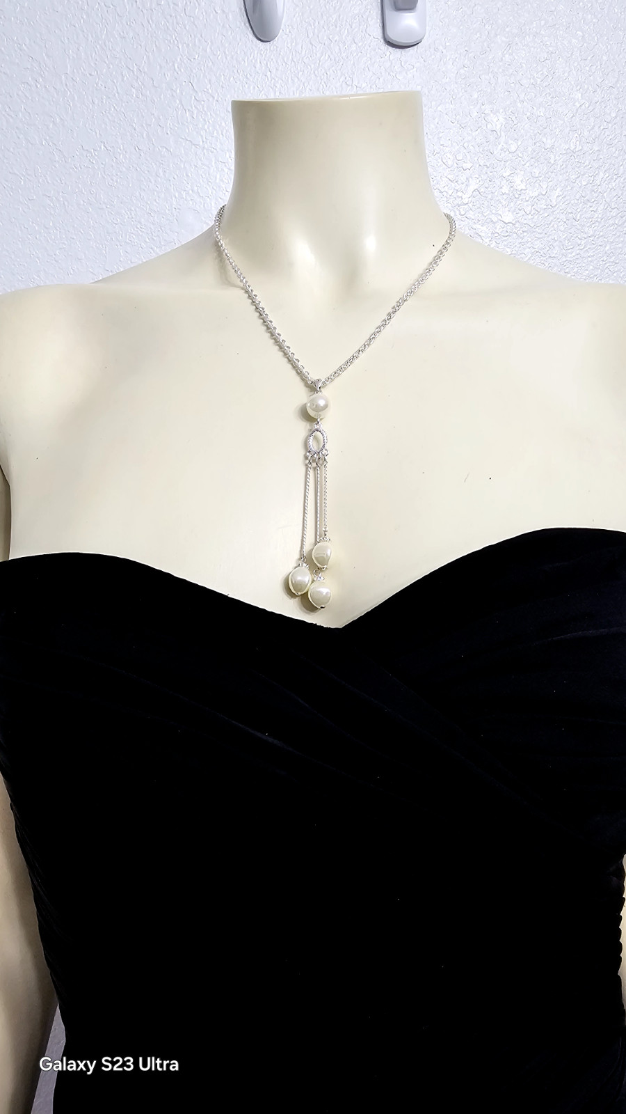 SAQ BAROQUE white pearl chain necklace silver tone 13″ with pendent