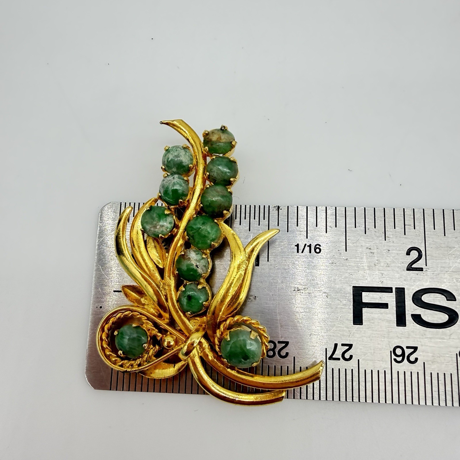 Antique Jade Brooch Pin Floral Design Bouquet Variegated Green Stone Victorian