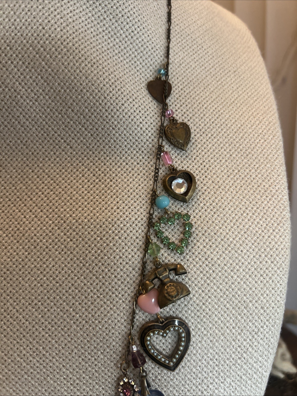 50. GLASS WORKS STUDIO Brass Multi Color Glass Heart Enamel Flower Necklace 33″