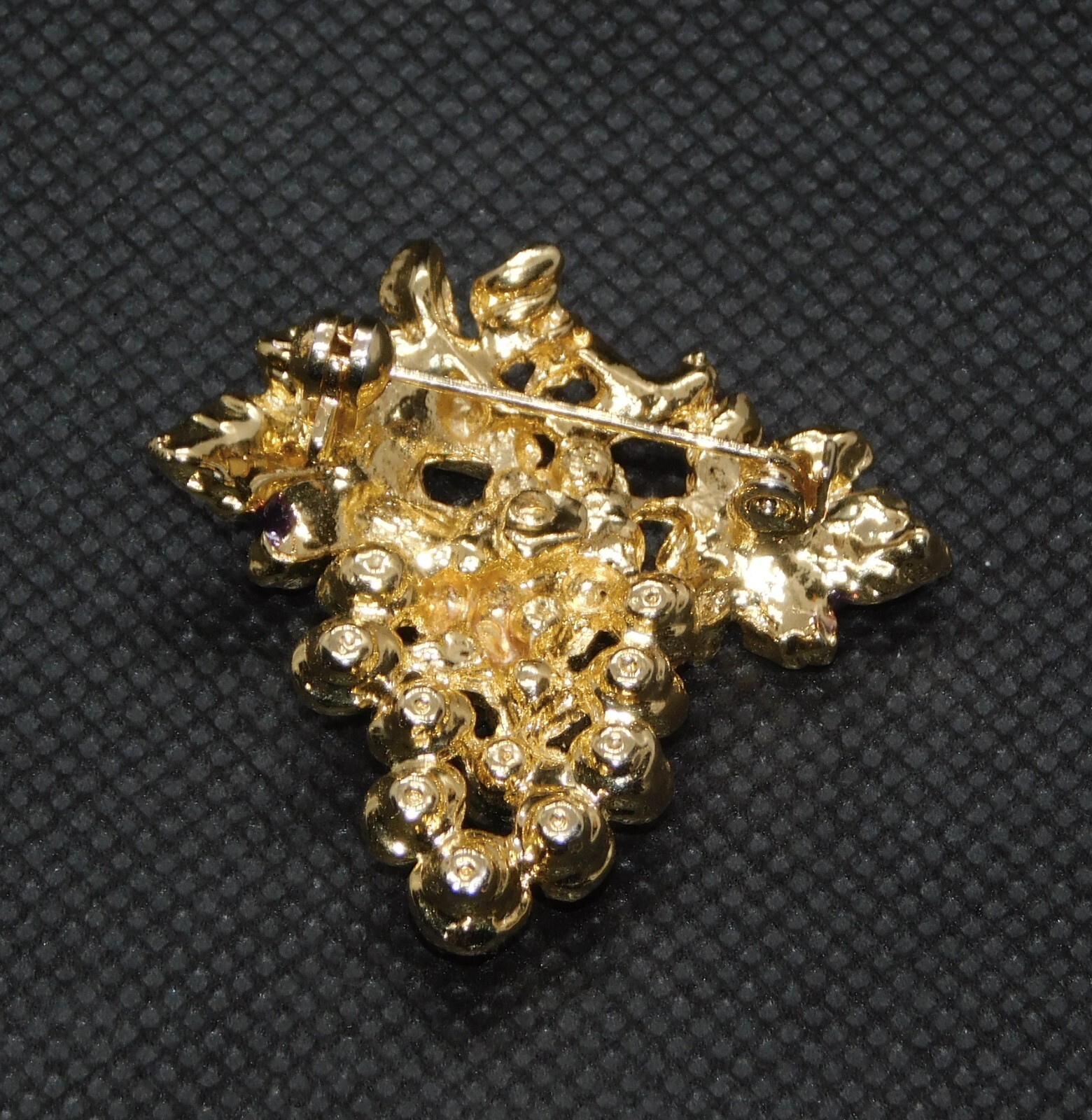 Grapes Vintage Pin Brooch Gold Tone White Rhinestone Purple Enamel Jewelry