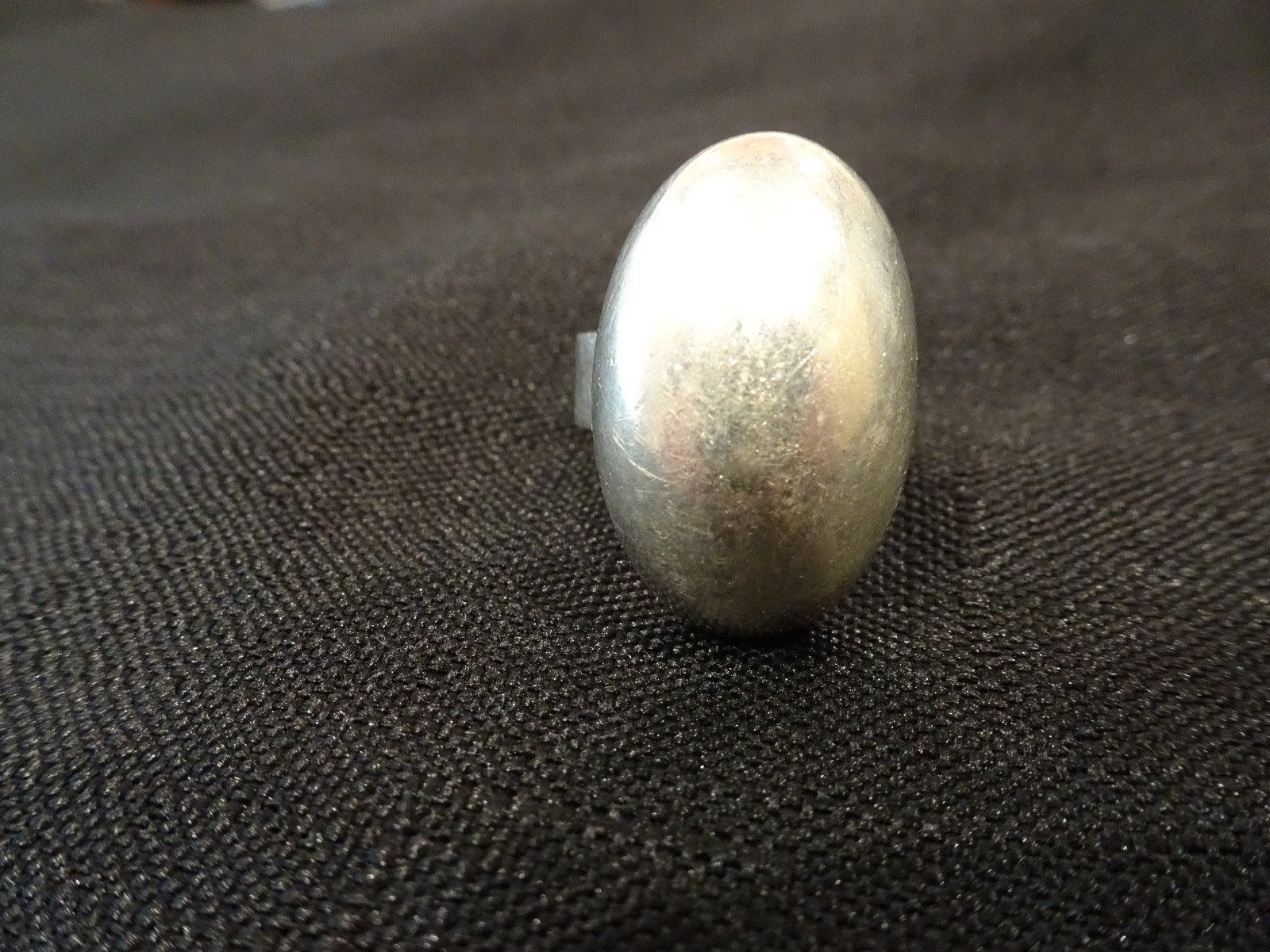 #821-VINTAGE STERLING SILVER MEXICO RING-925-SIZE-8- VERY DIFFERENT