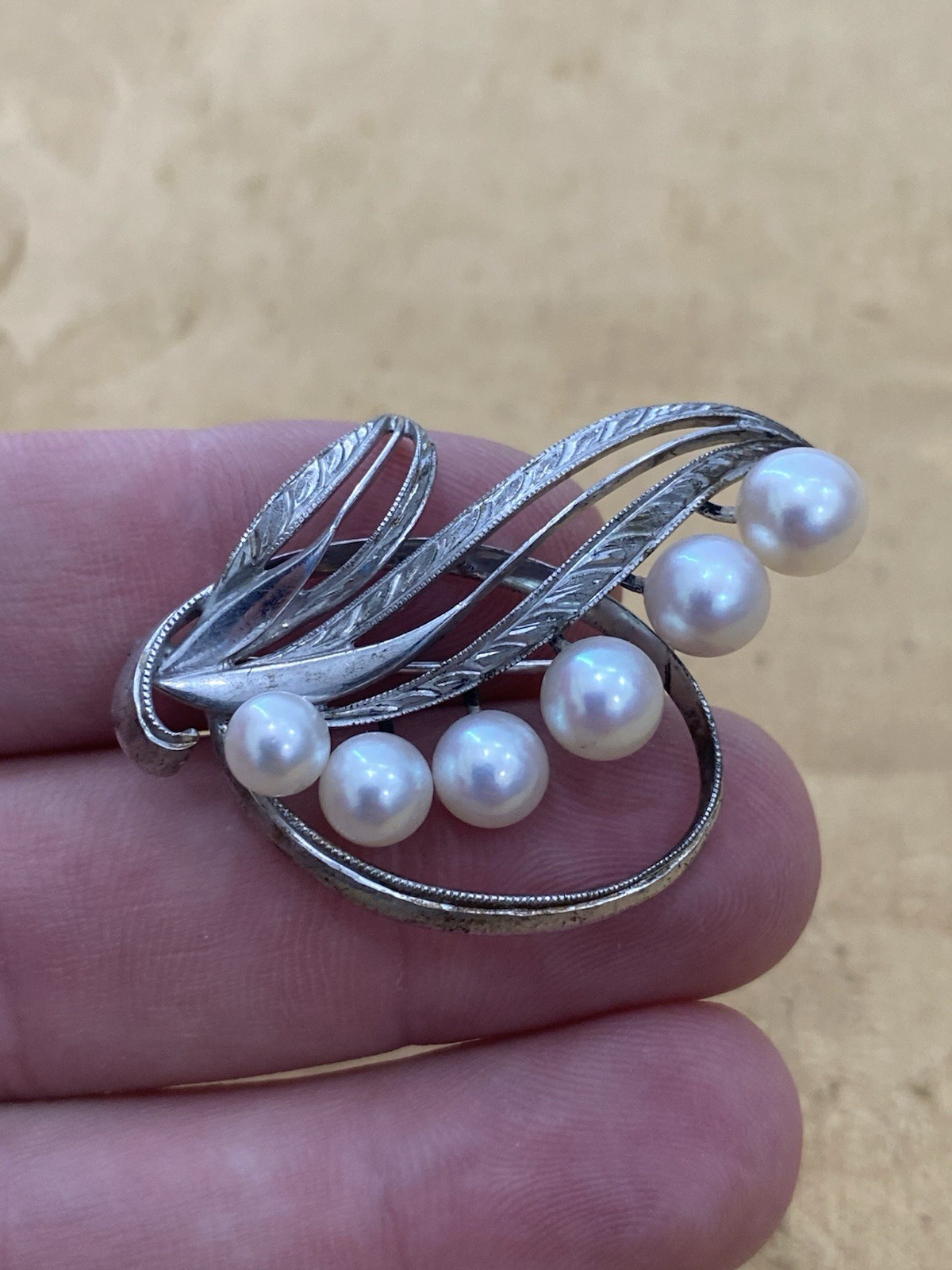 Mikimoto Akoya Pearls Sterling Silver 925 Designer Signed Brooch/Pin