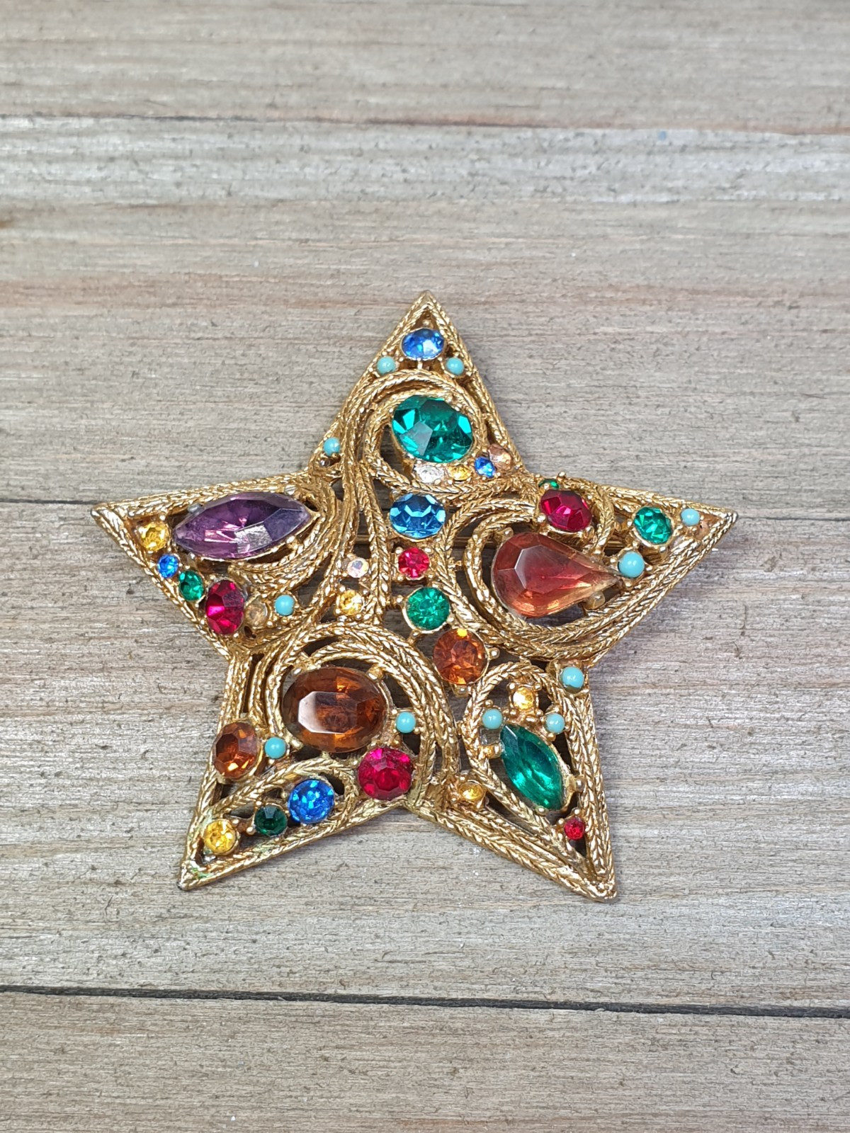 La Roco 1950s Star Brooch Pin Colorful Jewel Tone Rhinestones Gold Plated 2.5″