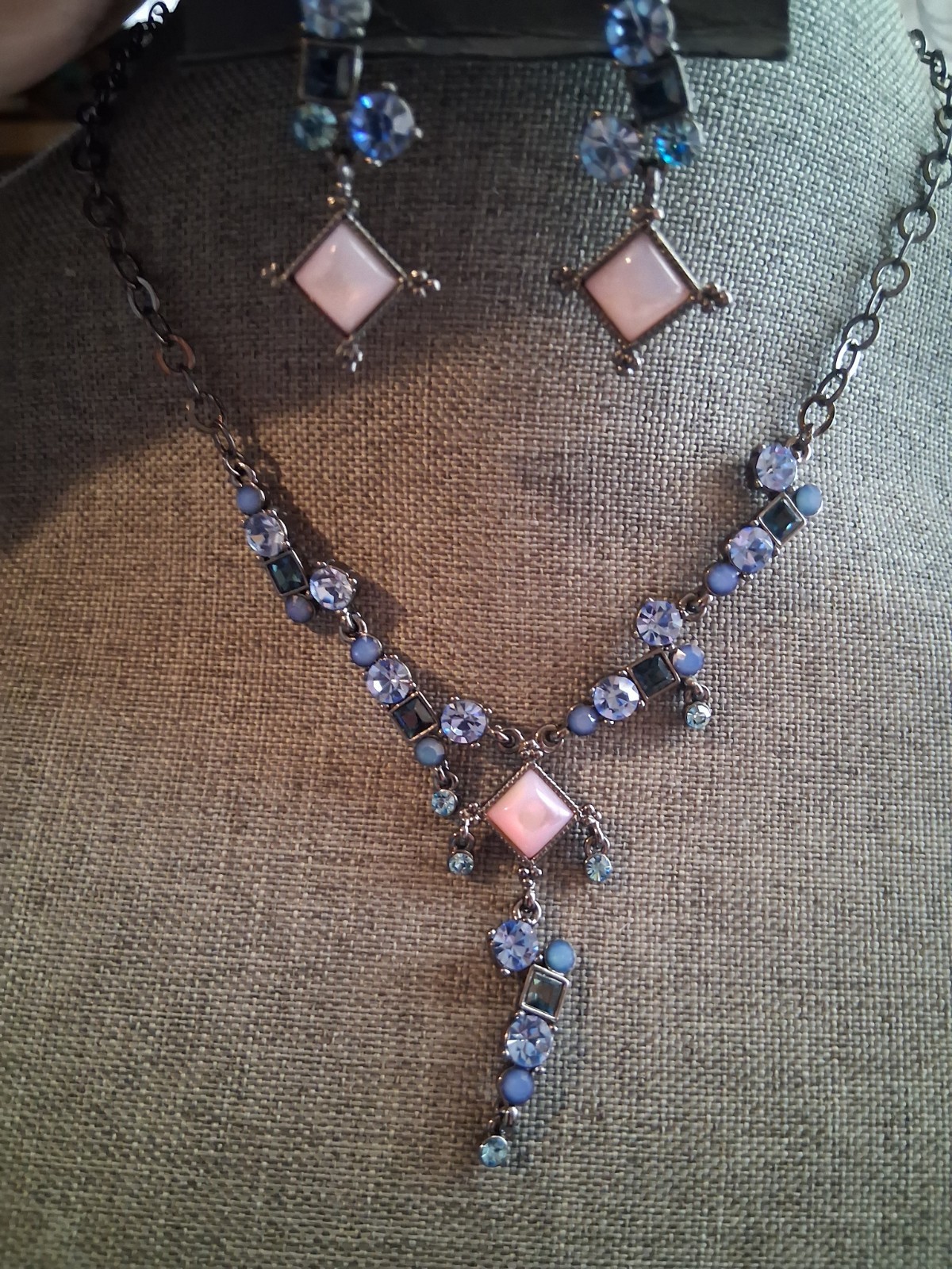 90’s pink moonglow & blue crystal festoon style necklace & dangle drop earrings
