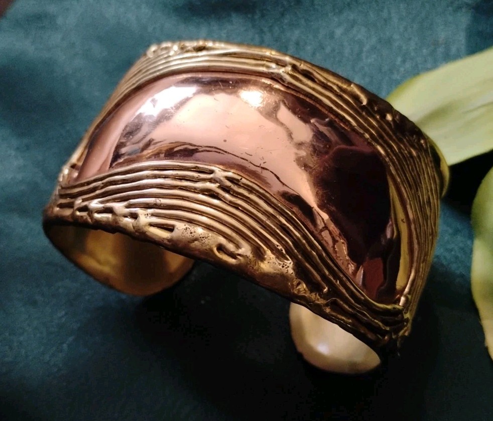 Vintage LUCIANO Bustamante Brutalist Brass/ Copper Metal Cuff Bracelet Mexico!
