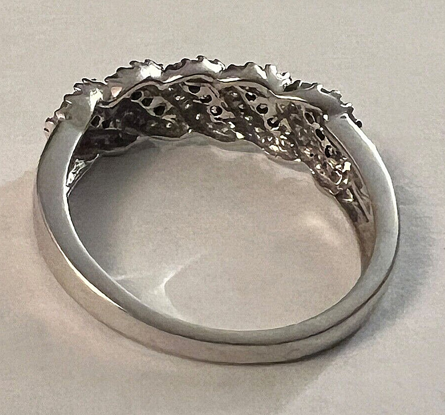 Vintage 10K White Gold White & Brown Diamond Ring Size 7