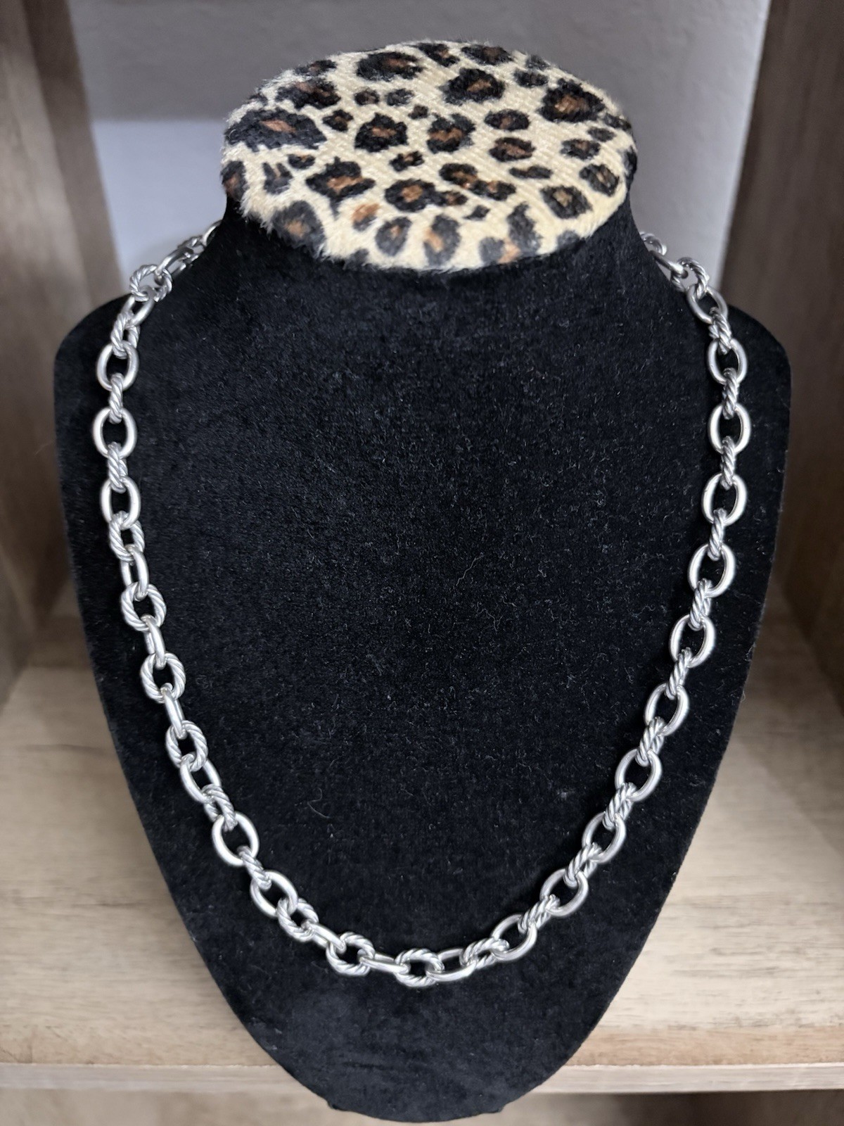 Sterling Silver Vintage Chain Link Twisted Texture 19” Toggle Clasp