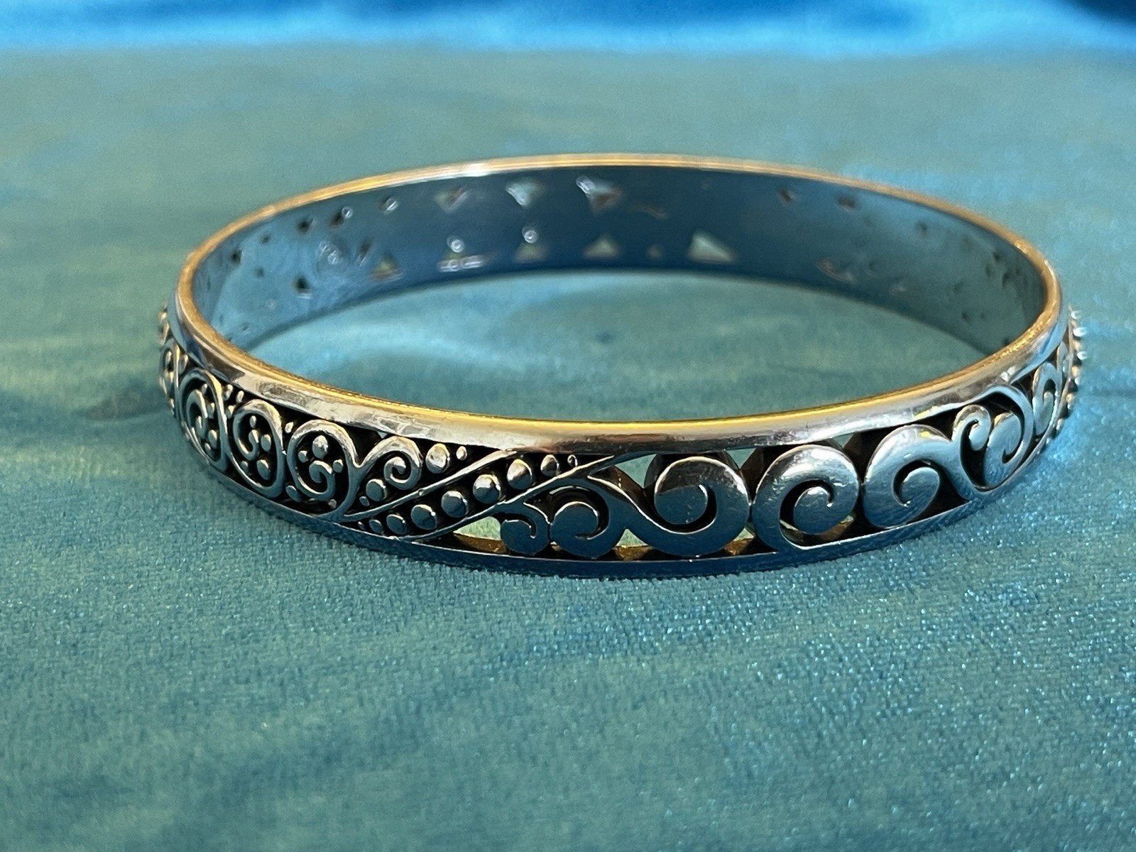 Vintage Brighton Silver Plated 8 1/4” Bangle Bracelet Fillagree Signed 20 1/2cm