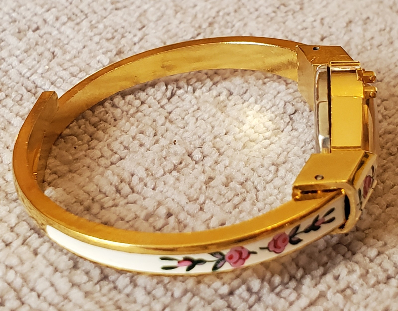 Vintage Buler Manual Gold Plate Enamel Rose Bracelet W/Face Cover Needs Repairs