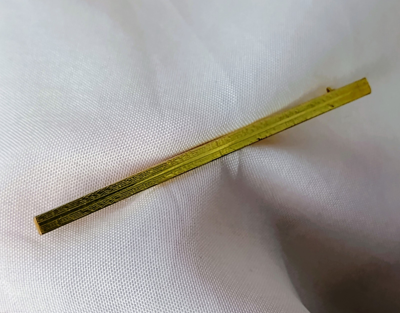 Vintage Unmarked Etched Gold Filled Elongated Brooch Pin 2.25″